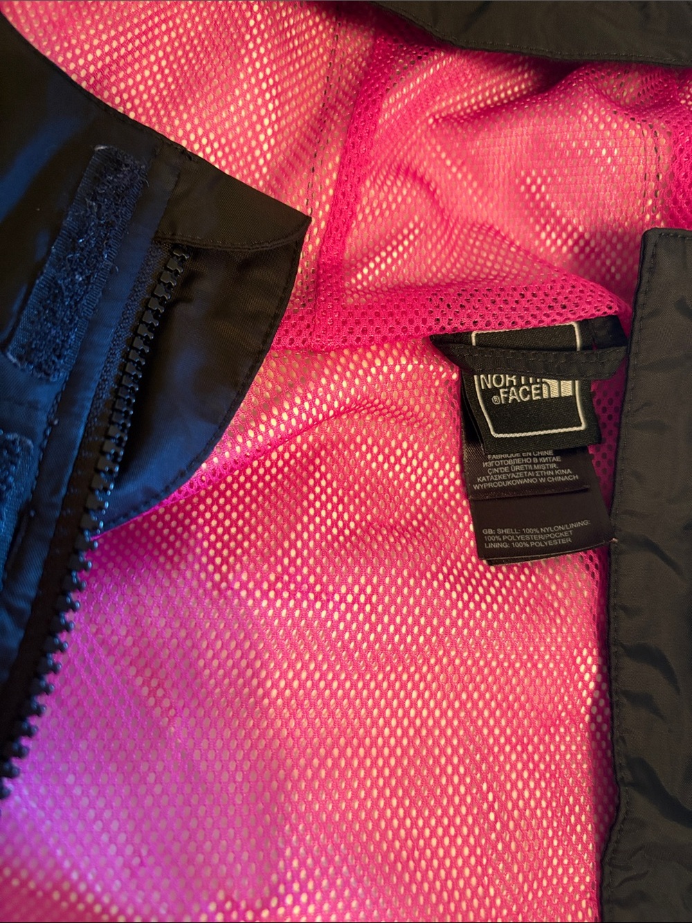 Girls North Face Black Rain Jacket with Pink Lining - Picture 3 of 5